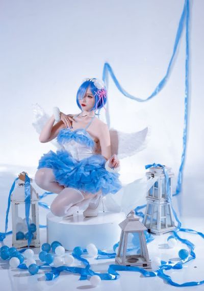 理论片在线看片三免费_高清影视在线观看