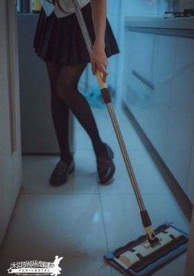 我和老师和朋友的妈妈_BD英语韩国电影在线观看