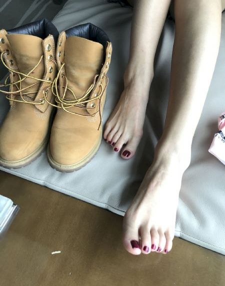 玫瑰冠冕短剧免费观看_超清在线手机播放