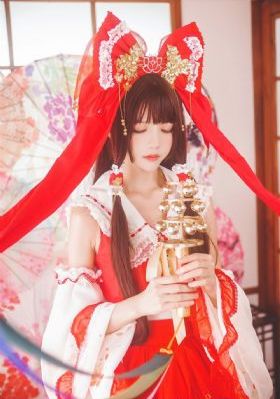 出差强睡年轻女老板1_BD国语全集免费播放